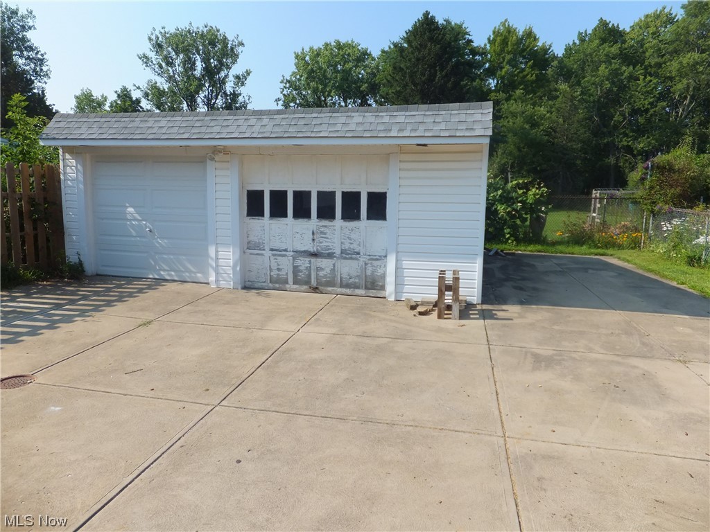 Ridgeview Manor - Residential