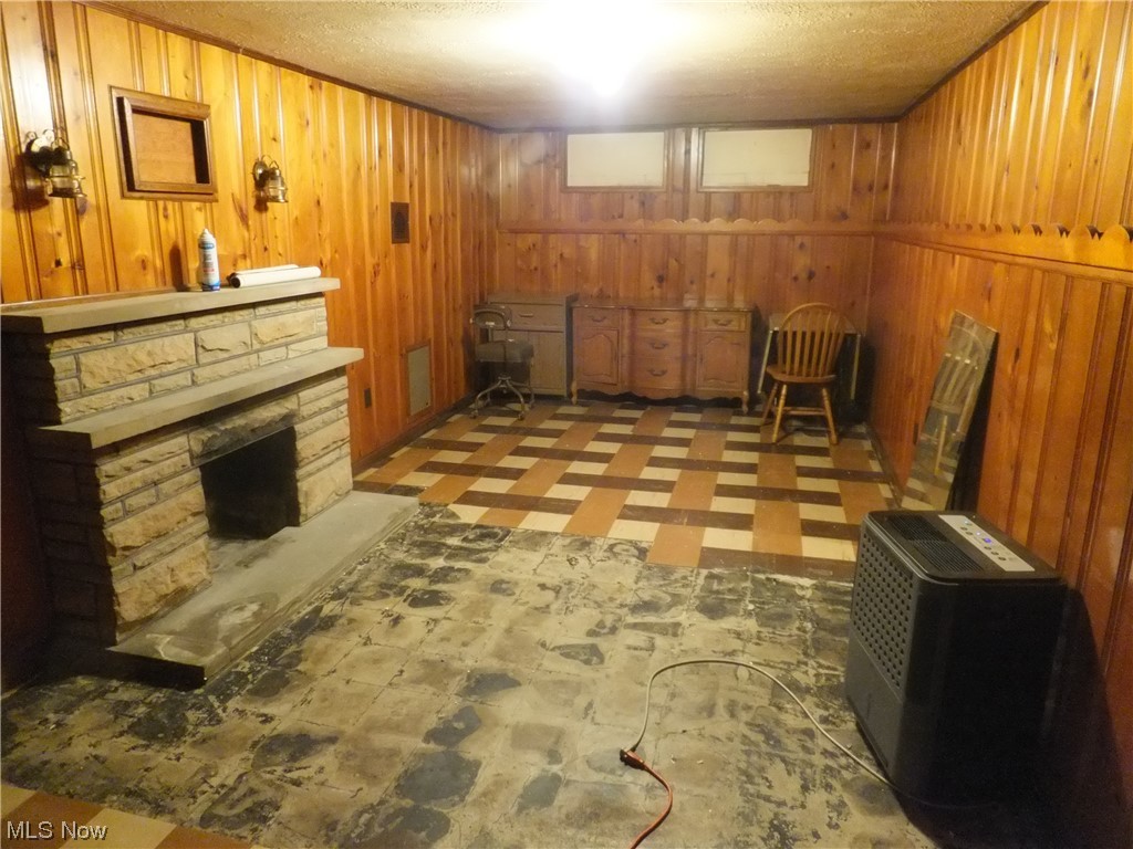 Ridgeview Manor - Residential