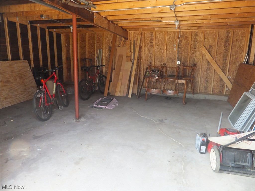 Ridgeview Manor - Residential