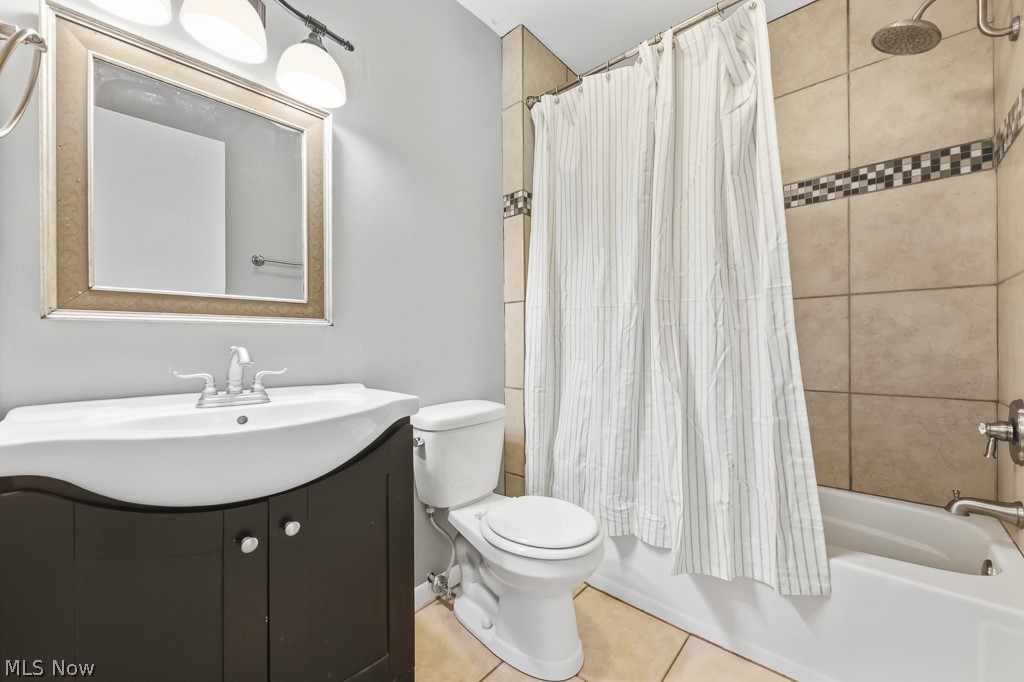 North Portage Path Estates - Residential