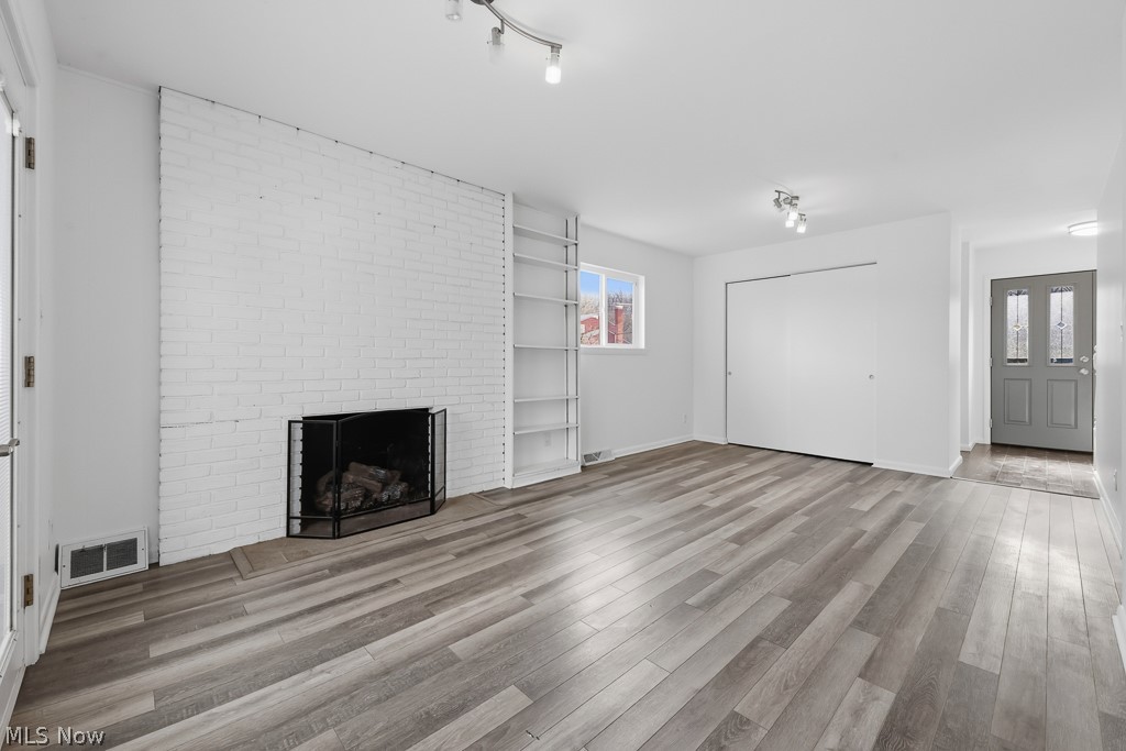 North Portage Path Estates - Residential