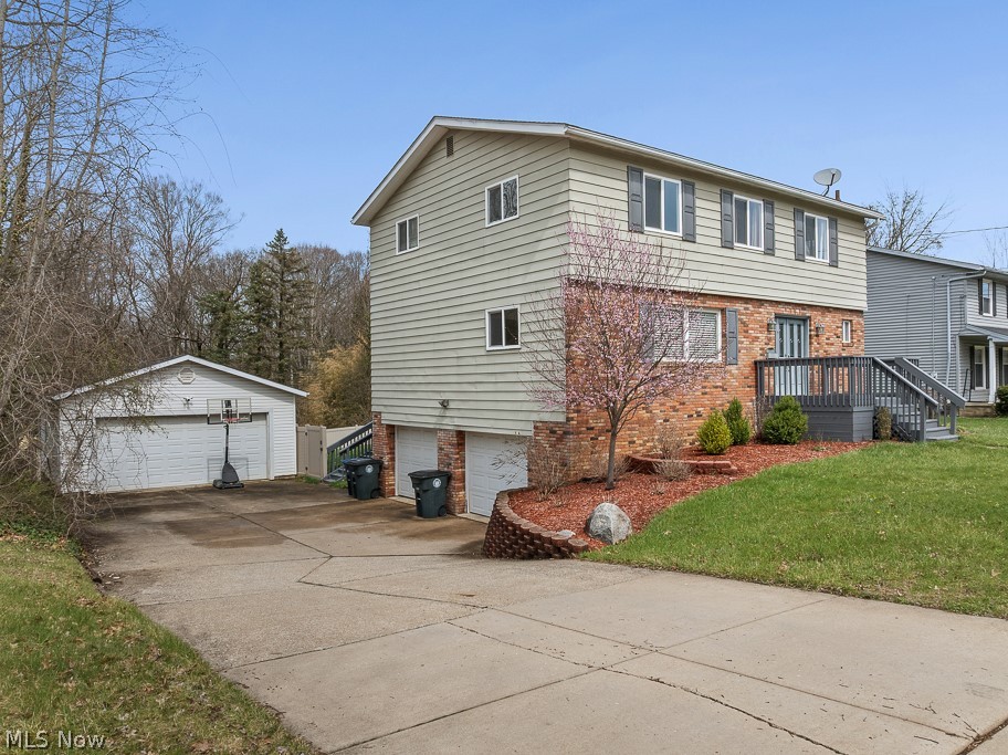 North Portage Path Estates - Residential