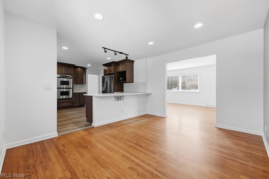 North Portage Path Estates - Residential