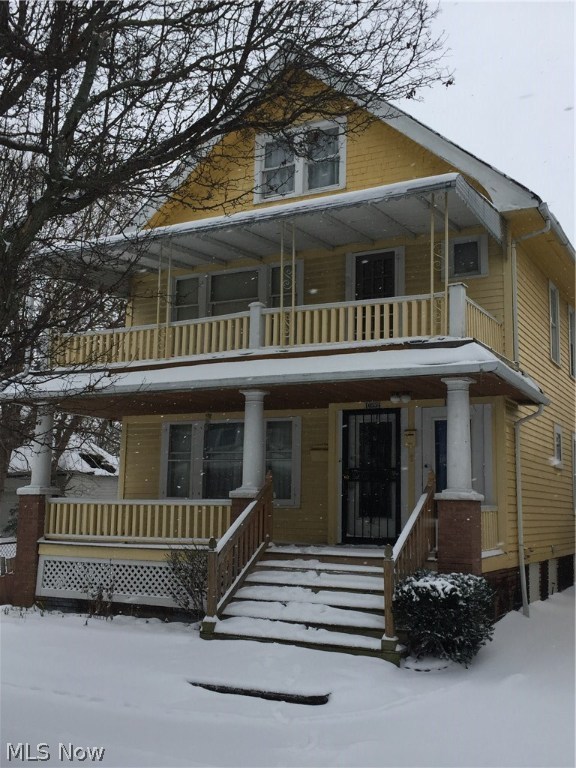 Ready for Investor or Home Owner. Well maintained 2 family. Owner occupied for last 50 years. Newer roof, vinyl windows, and rear handicap accessibility. Potential rental income of over $1000 a month!! Not a short sale or bank owned. Please give 24 notice for appointments.