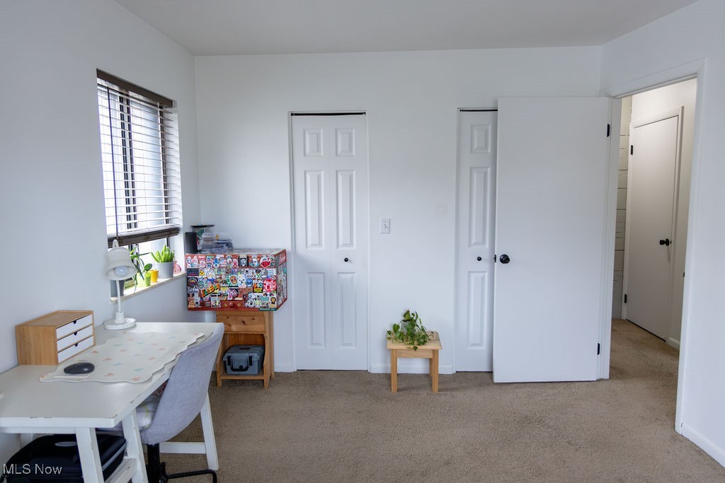 Ridgeglen Place Condo - Residential