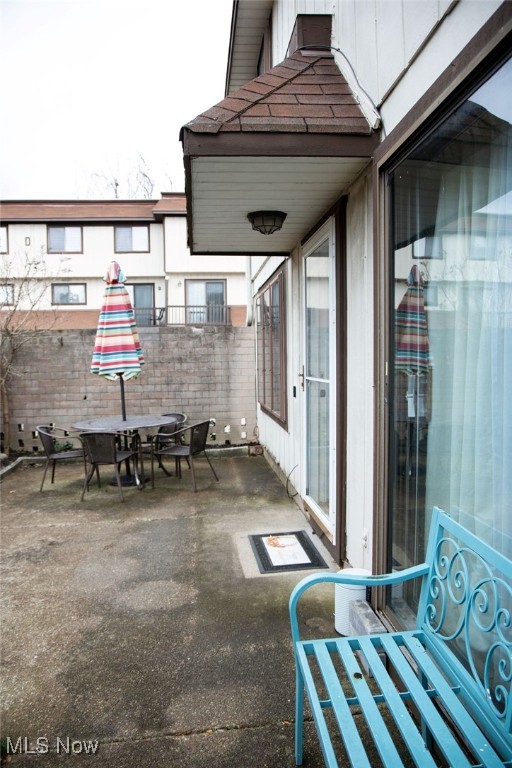 Ridgeglen Place Condo - Residential