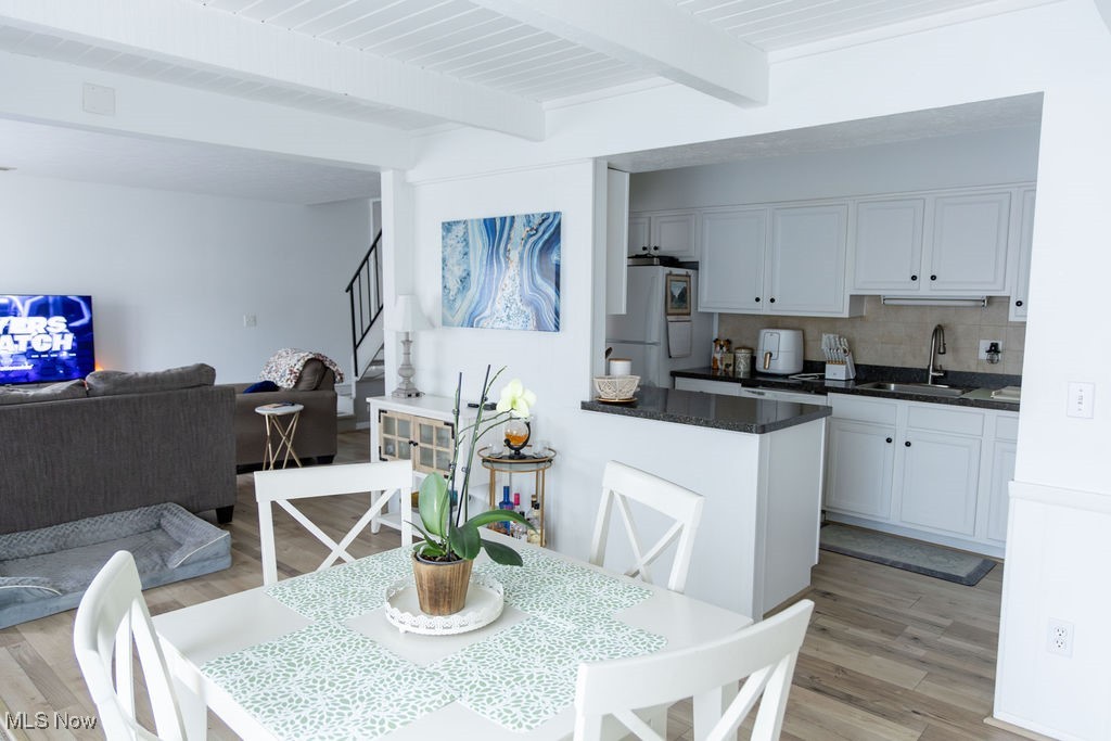 Ridgeglen Place Condo - Residential