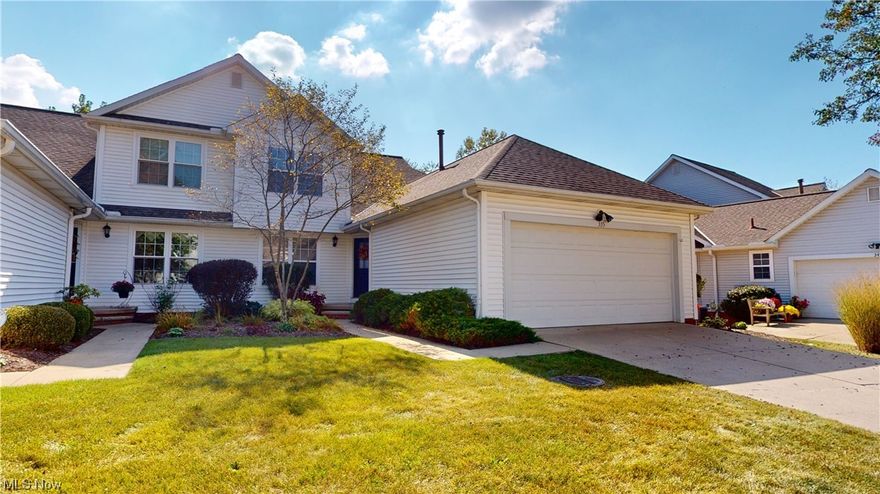 Beautiful Condominium in Hawthorne with first floor Master Suite and Walk out Basement. This is one floor living at its finest, everything you need on the main floor with walk out lower level for entertaining plus 2 bedrooms upstairs. Vaulted ceilings in the master bedroom features walk in closet, large tub & stand up shower and double sinks. Two bedrooms and full bath on second floor. First floor office/den. Walk out lower level with 9 foot ceilings, gorgeous bar, huge family room with fireplace plus a 4th bedroom, full bath, fireplace, sliding door to patio and lots of storage. *Roof 2021* Community features large lake and pool.