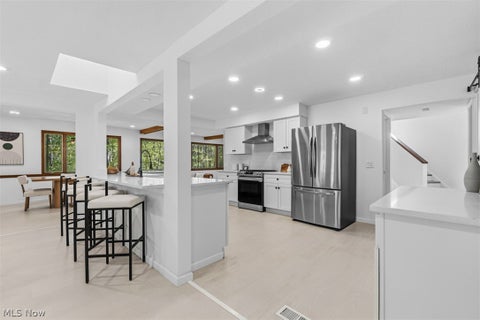 Tiny photo for 3812 Ellendale Road, Moreland Hills, OH 44022 (MLS # 5239345)