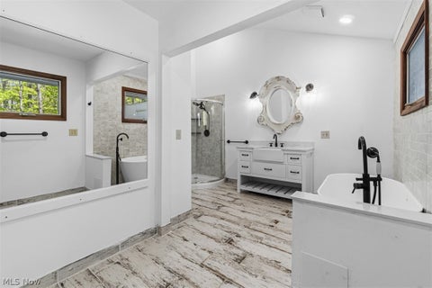 Tiny photo for 3812 Ellendale Road, Moreland Hills, OH 44022 (MLS # 5239345)