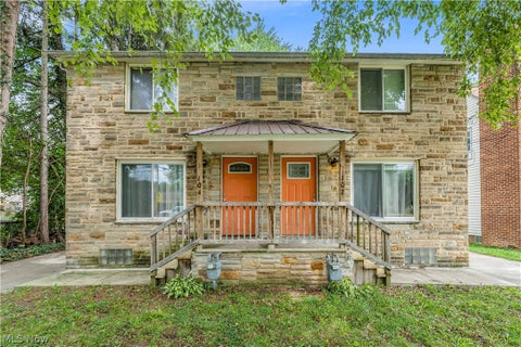 Multifamily For Sale - 102 Hartman Street<br/> Berea, OH 44017