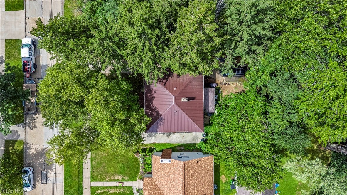 102 Hartman Street