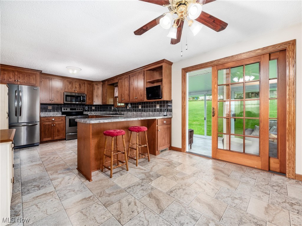 3208 Lakewood Drive, Zanesville, Ohio image 10