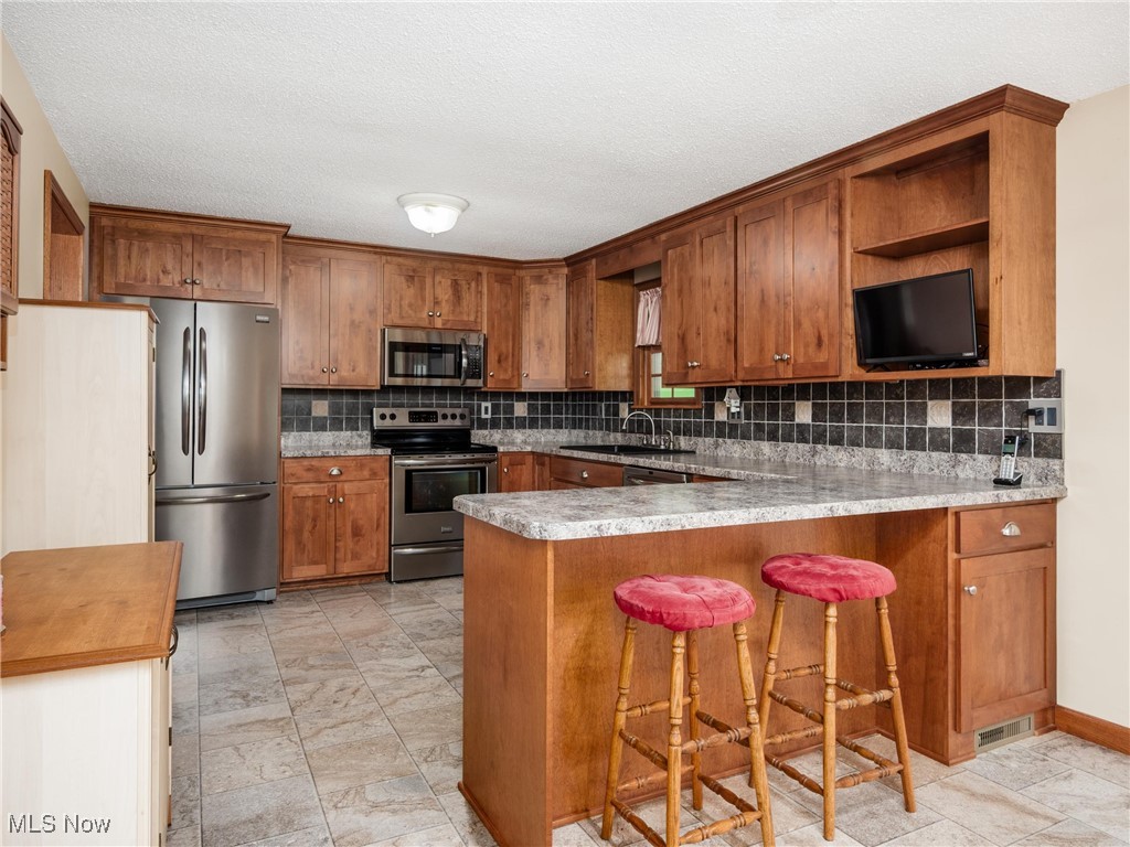 3208 Lakewood Drive, Zanesville, Ohio image 8