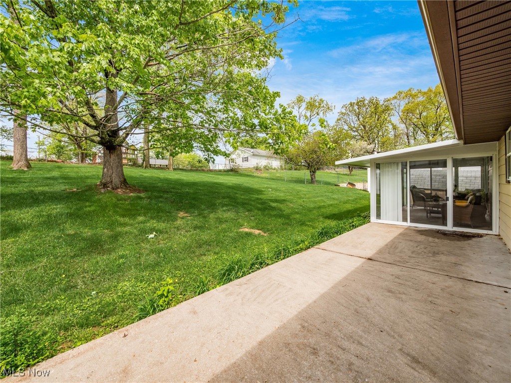 3208 Lakewood Drive, Zanesville, Ohio image 33
