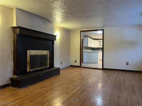 Tiny photo for 632 Edmond Avenue, Streetsboro, OH 44241 (MLS # 5179354)