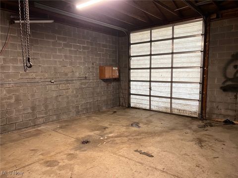 Tiny photo for 632 Edmond Avenue, Streetsboro, OH 44241 (MLS # 5179354)