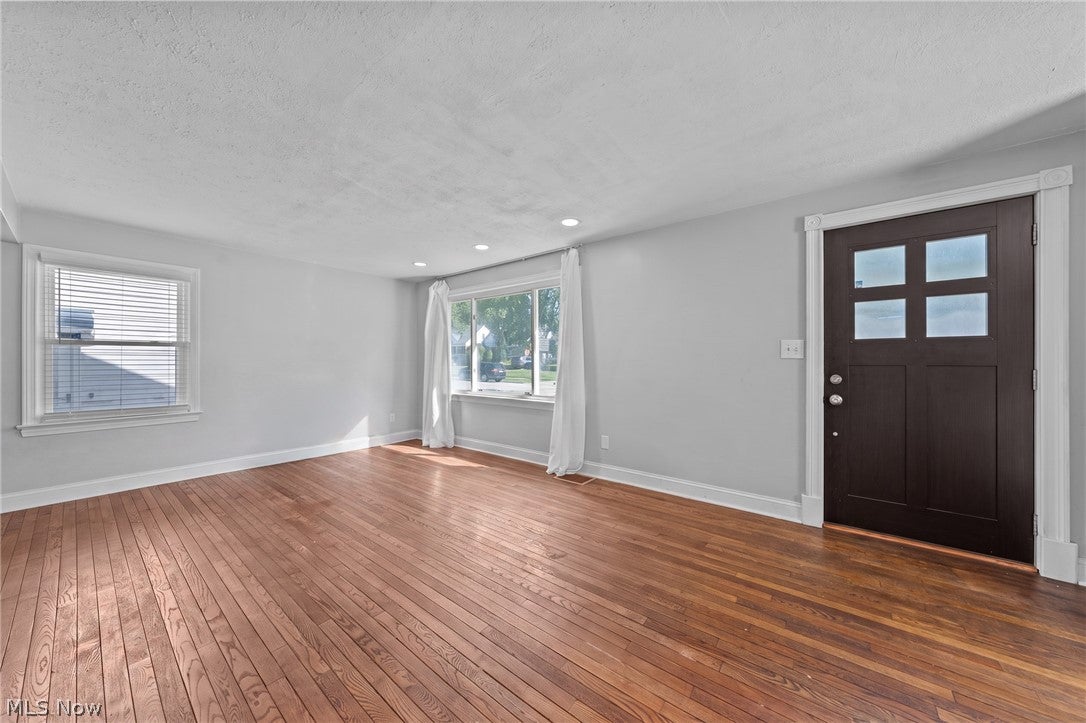 4527 Laurel Road