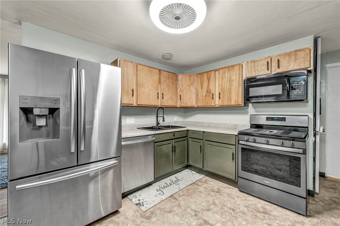 Park View Manor - Residential