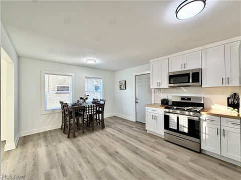Tiny photo for 2856 Merriweather Street NW, Warren, OH 44485 (MLS # 5254940)