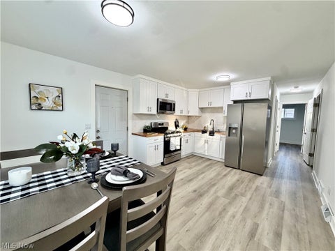 Tiny photo for 2856 Merriweather Street NW, Warren, OH 44485 (MLS # 5254940)