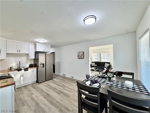 Tiny photo for 2856 Merriweather Street NW, Warren, OH 44485 (MLS # 5254940)