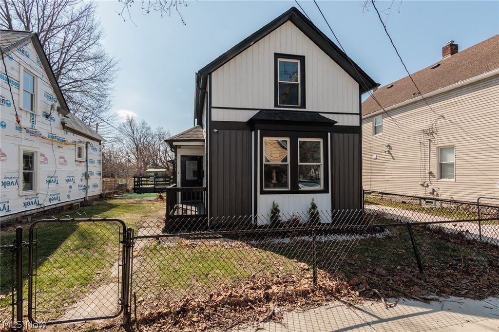 Photo of 5811 Madison Avenue, Cleveland, OH 44102 (MLS # 5196647)