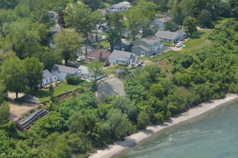 Connecticut Western Reserve - Residential