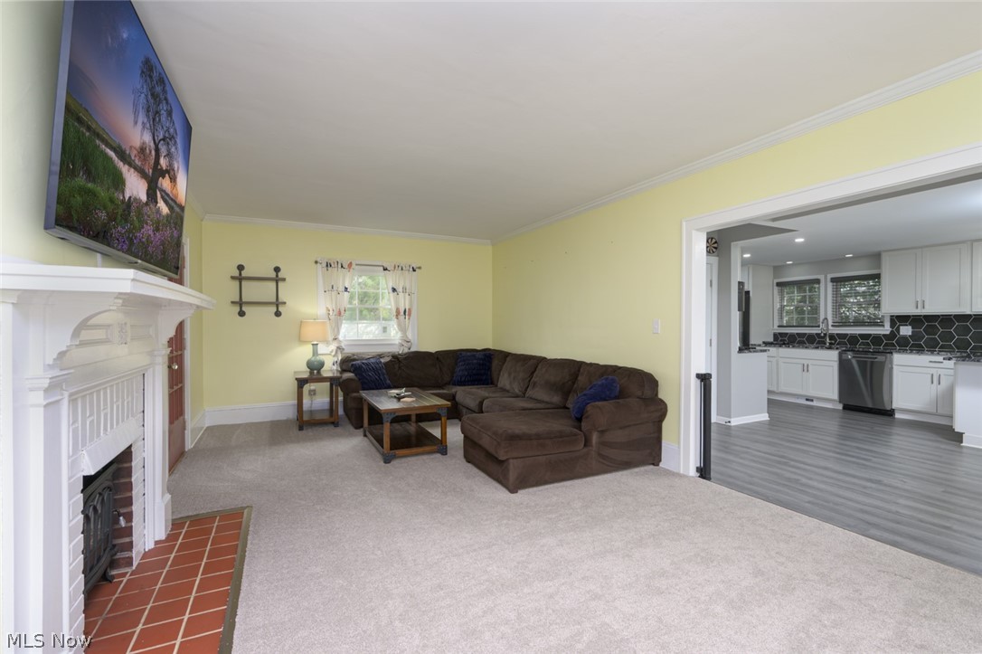 Ravenna Bldg Co - Residential