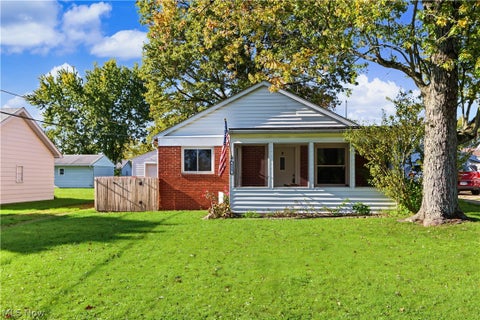 Photo of 439 Rosewood Court, Ontario, OH 44906 (MLS # 5255423)
