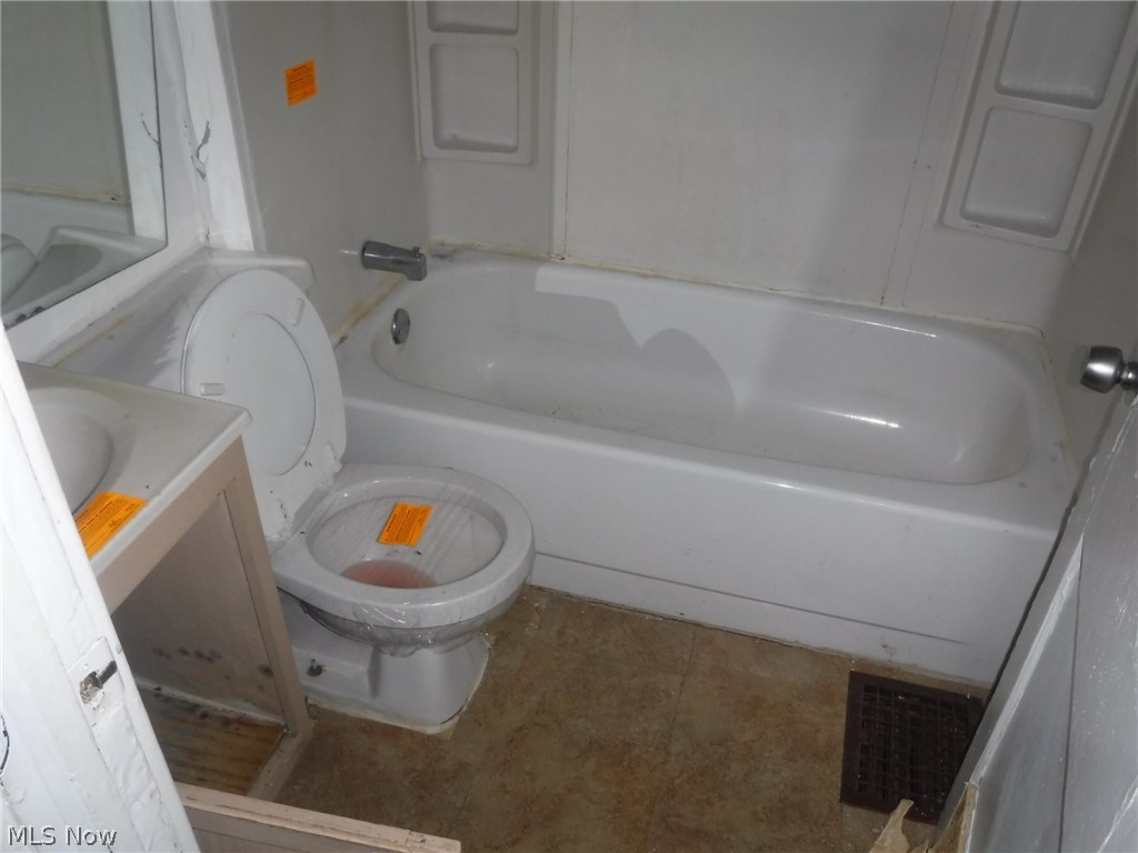 H G Renker & J Kronenberger Su - Residential Income