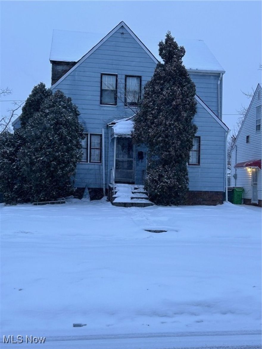 3 bedroom 1 bath colonial with a full basement and a 2 car garage.   Perfect for someone ready to invest sweat equity and sees the potential value.  This home is priced accordingly and being sold as is.  Owner was a hoarder and will require significant cleanout, repairs and updating throughout. Buyer responsible for POS.  With the right vision and efforts this property offers excellent potential in a desirable location.   Subject to probate approval.   Attorney does not have an answer to when that will be.  

POS has been ordered but city has NOT been there.  WHEN THE REPORT COMES IN, I will put it in supplements and notify everyone throughs showing time.  HIGHEST AND BEST DUE BY MONDAY DECEMBER 22 AT 5:00 pm   Send offers as PDF not dotloop