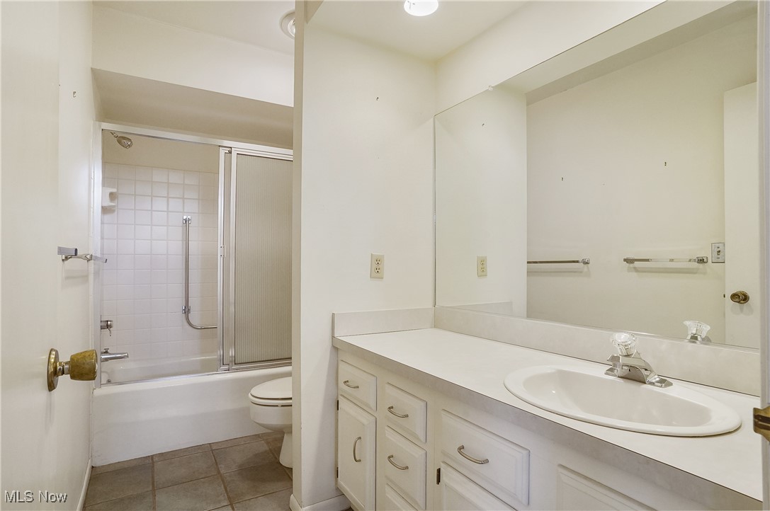 441 Knollwood Drive #13, Aurora, Ohio image 34
