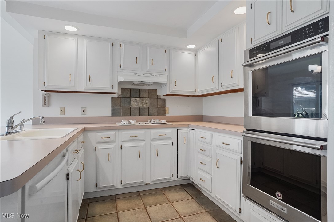 441 Knollwood Drive #13, Aurora, Ohio image 16