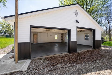 Tiny photo for 16715 W Western Reserve Road, Berlin Center, OH 44401 (MLS # 5203065)