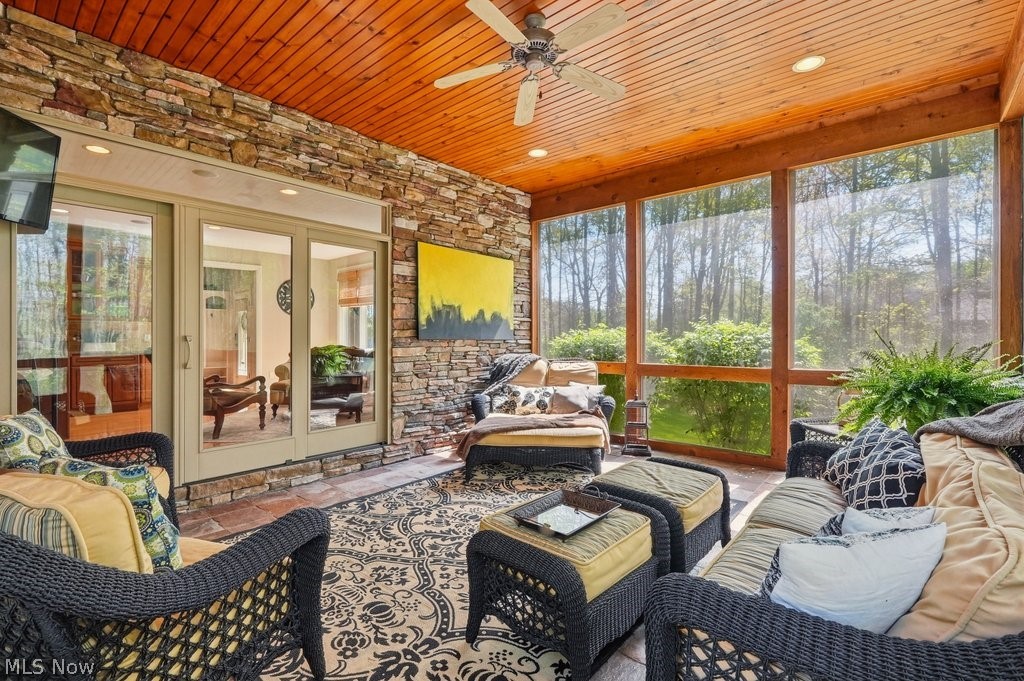 Signature 2 - Residential