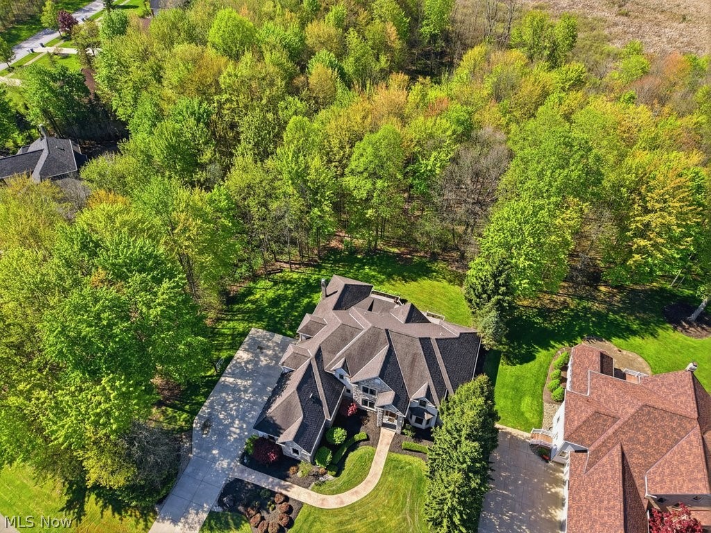 Signature 2 - Residential