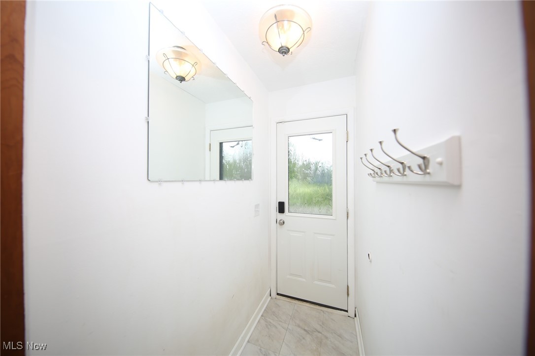 12274 Kile Road, Chardon, Ohio image 15