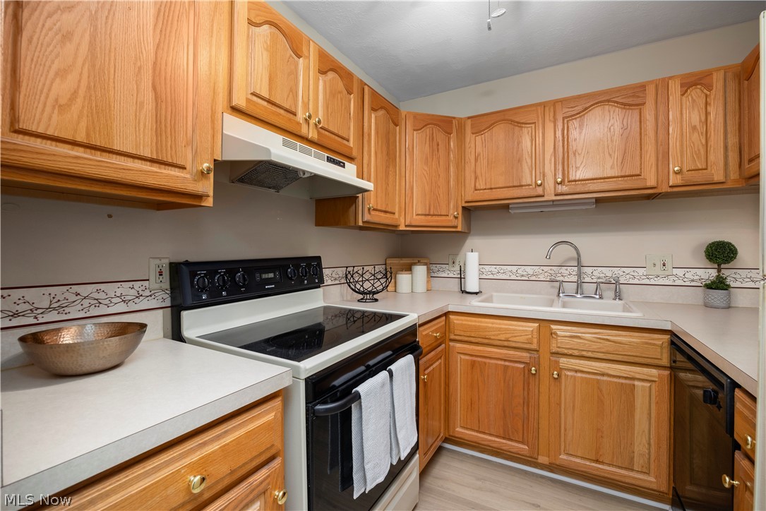 Smugglers Cove Condo - Residential