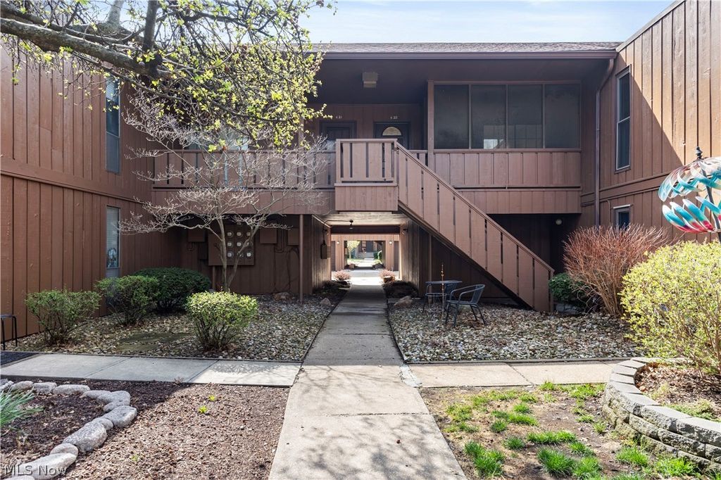 Photo of 33803 Electric Boulevard #g20, Avon Lake, OH 44012 (MLS # 5198883)