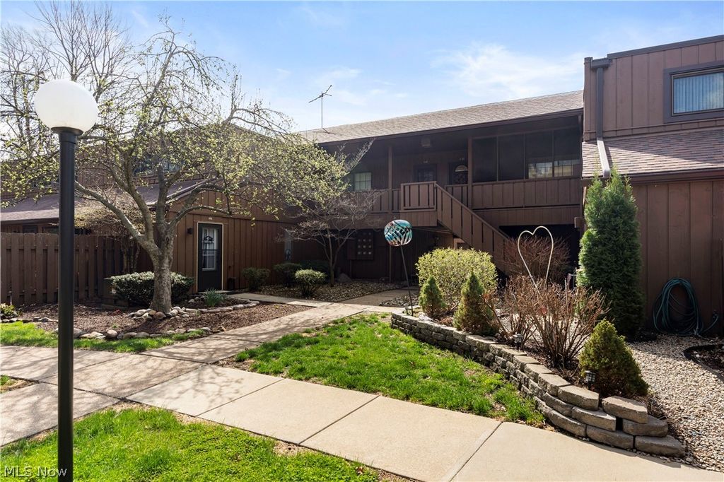 Photo of 33803 Electric Boulevard #g20, Avon Lake, OH 44012 (MLS # 5198883)