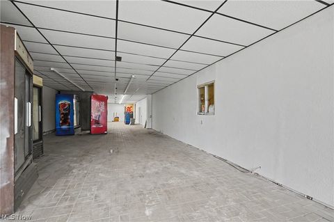 Tiny photo for 910 Erie Street S, Massillon, OH 44646 (MLS # 5202734)