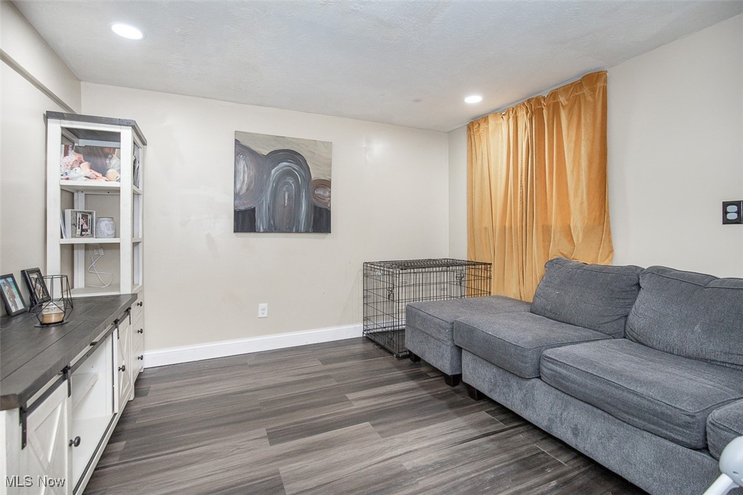 Sherwood Manor 04 - Residential