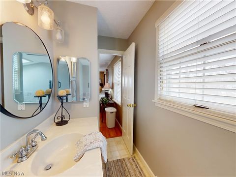 Tiny photo for 8330 Paddock Court, Mentor, OH 44060 (MLS # 5190123)