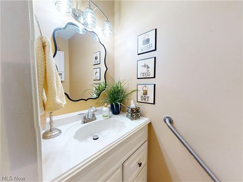 Tiny photo for 8330 Paddock Court, Mentor, OH 44060 (MLS # 5190123)