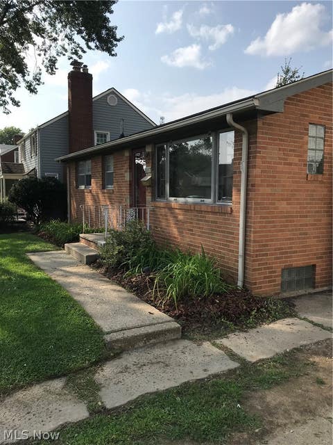 Tiny photo for 1017 Milford Street NE, Canton, OH 44714 (MLS # 5239416)