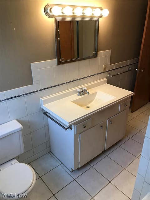 Tiny photo for 1017 Milford Street NE, Canton, OH 44714 (MLS # 5239416)