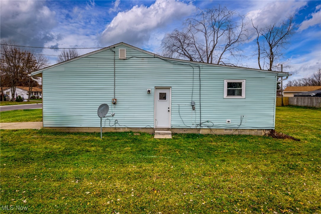 3320 31st Street, Canton, Ohio image 46