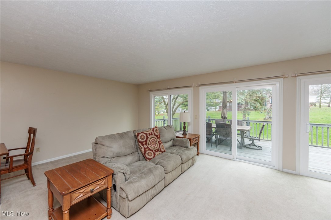 14542 Cross Creek Lane, North Royalton, Ohio image 8