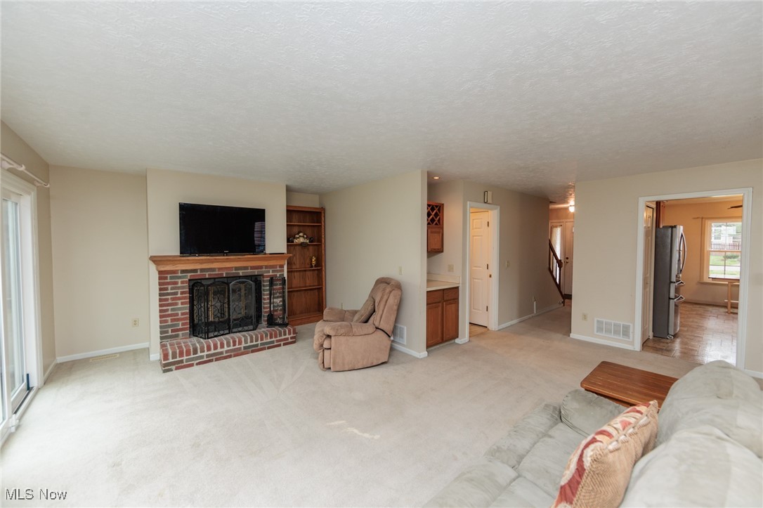 14542 Cross Creek Lane, North Royalton, Ohio image 5